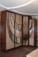 Зеркальный шкаф-купе угловой